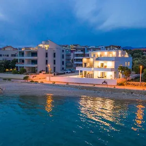  Apartmán Eni 2